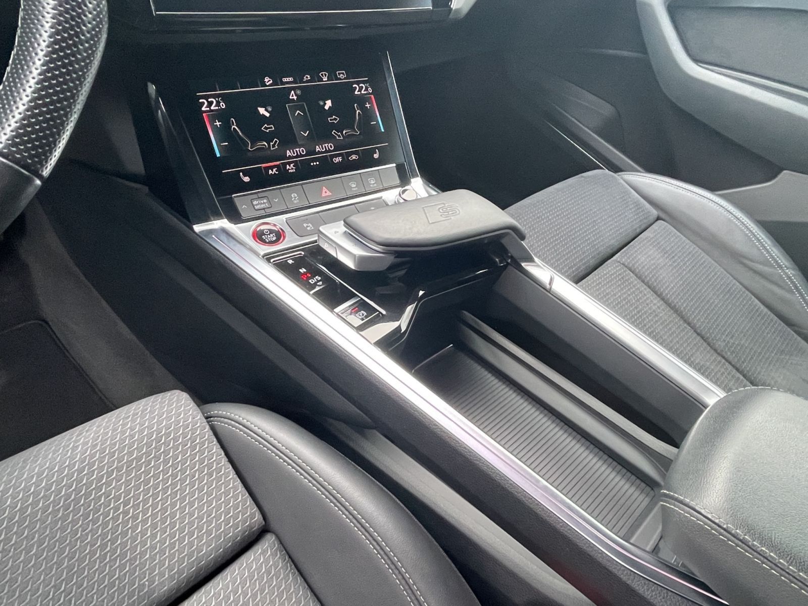 Audi e-tron - Bild 15