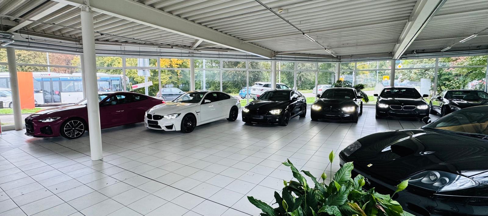 showroom-image-main