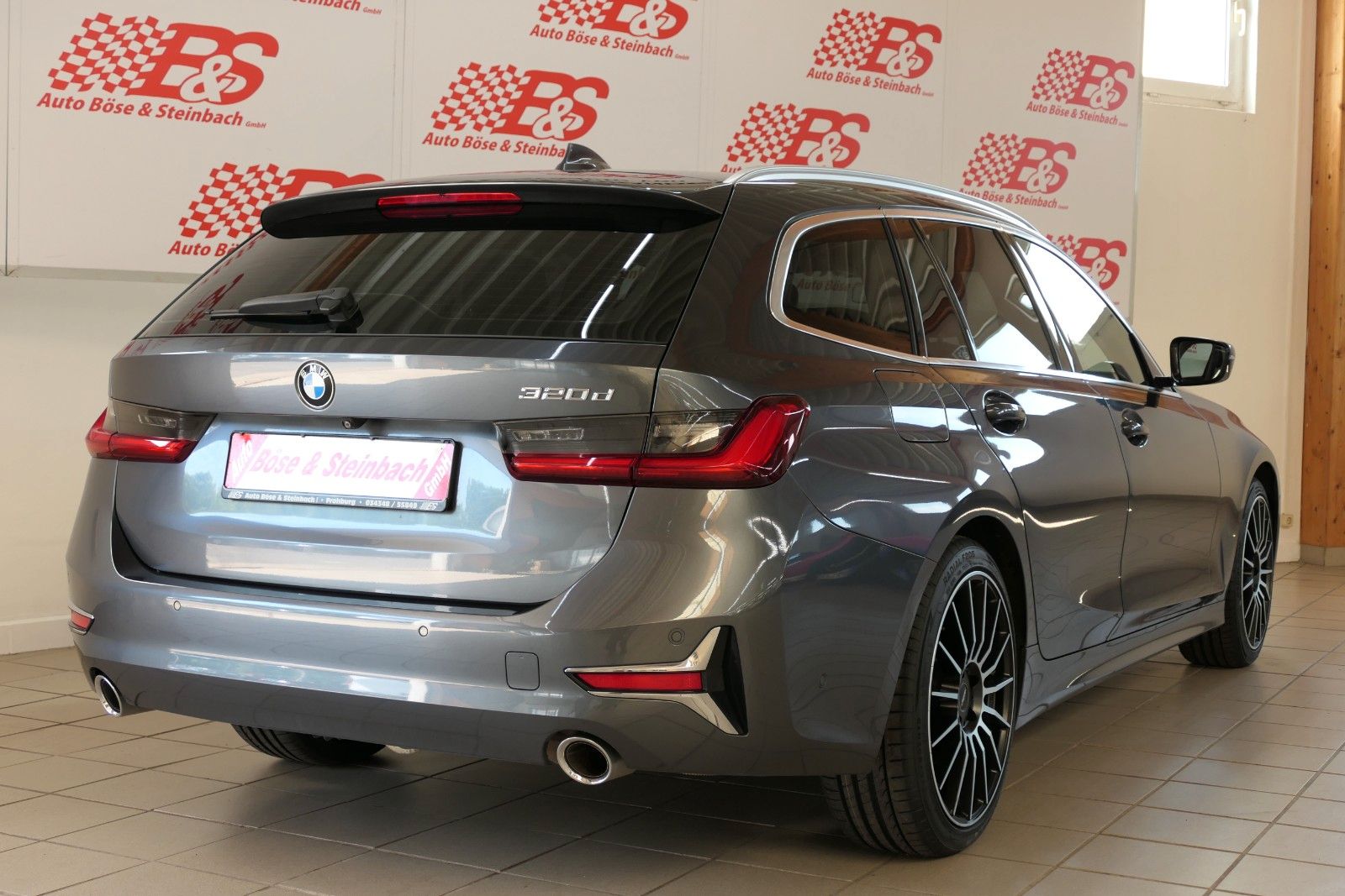 BMW G21 Touring 320 d Luxury Line AHK,LED,Navi, foto 8
