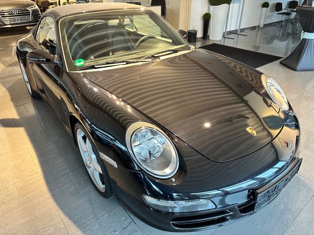 Porsche 911 Carrera Cabrio