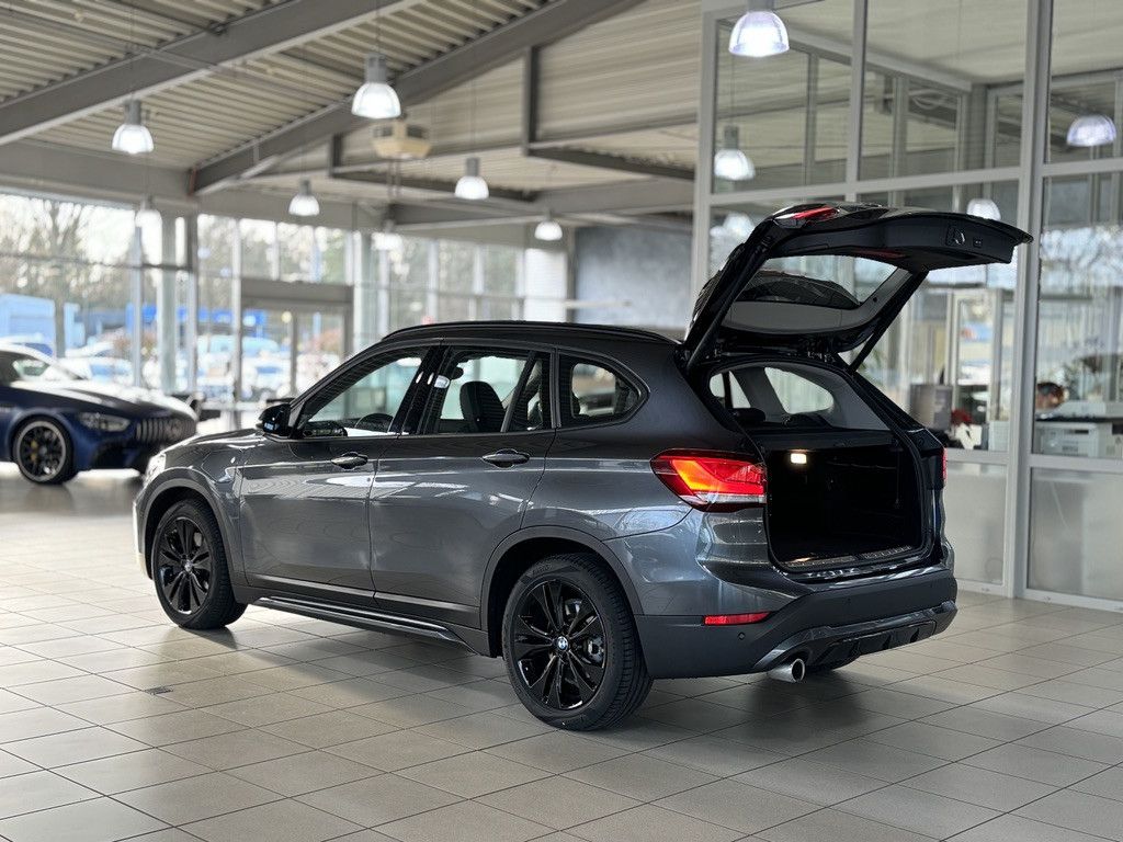 Fahrzeugabbildung BMW X1 xD25e Sport Line Parkassist DAB Navi Komfort