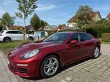 Porsche Panamera Diesel - rote Porsche Panamera