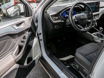 Ford Focus Turnier 1.0 Active X Parkautomatik Kamera