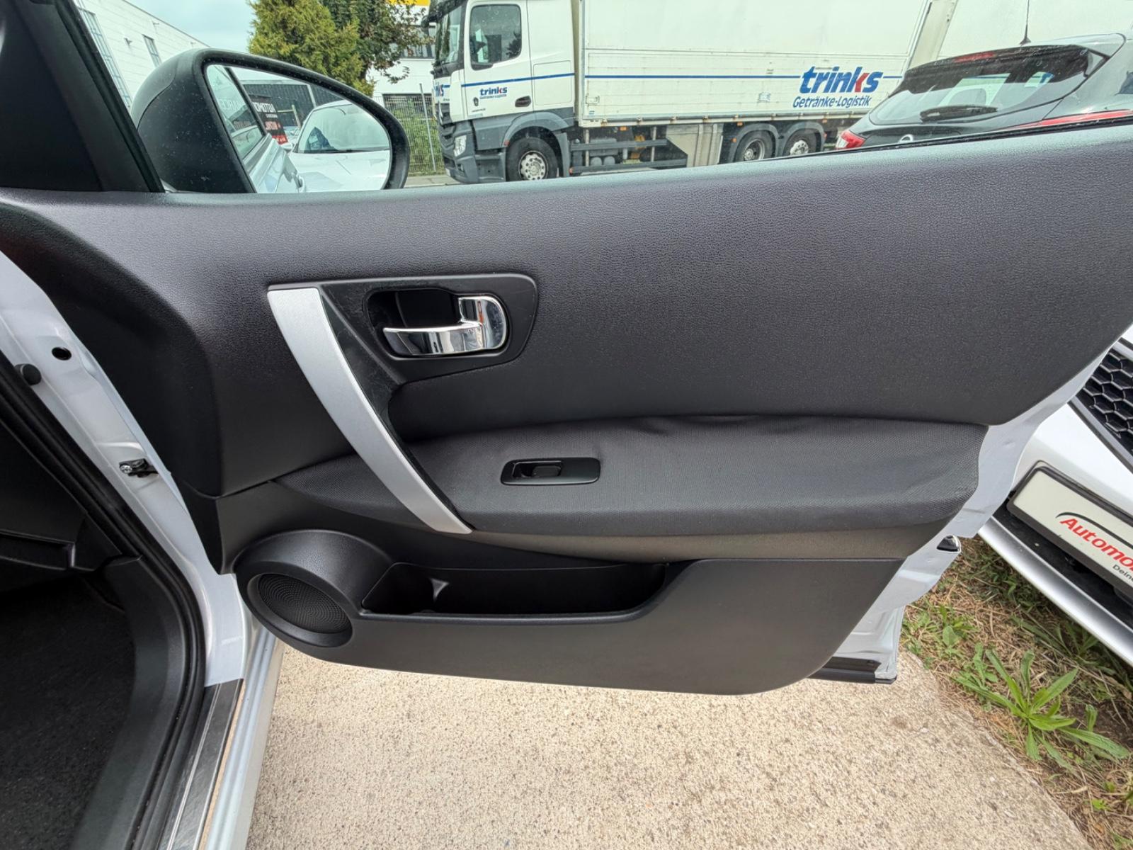 Nissan Qashqai+2 2008 — photo 28