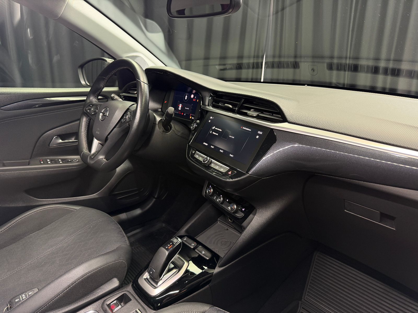 Fahrzeugabbildung Opel Corsa F Elegance|AUTOMATIK|NAVI|KAMERA|AC|PDC