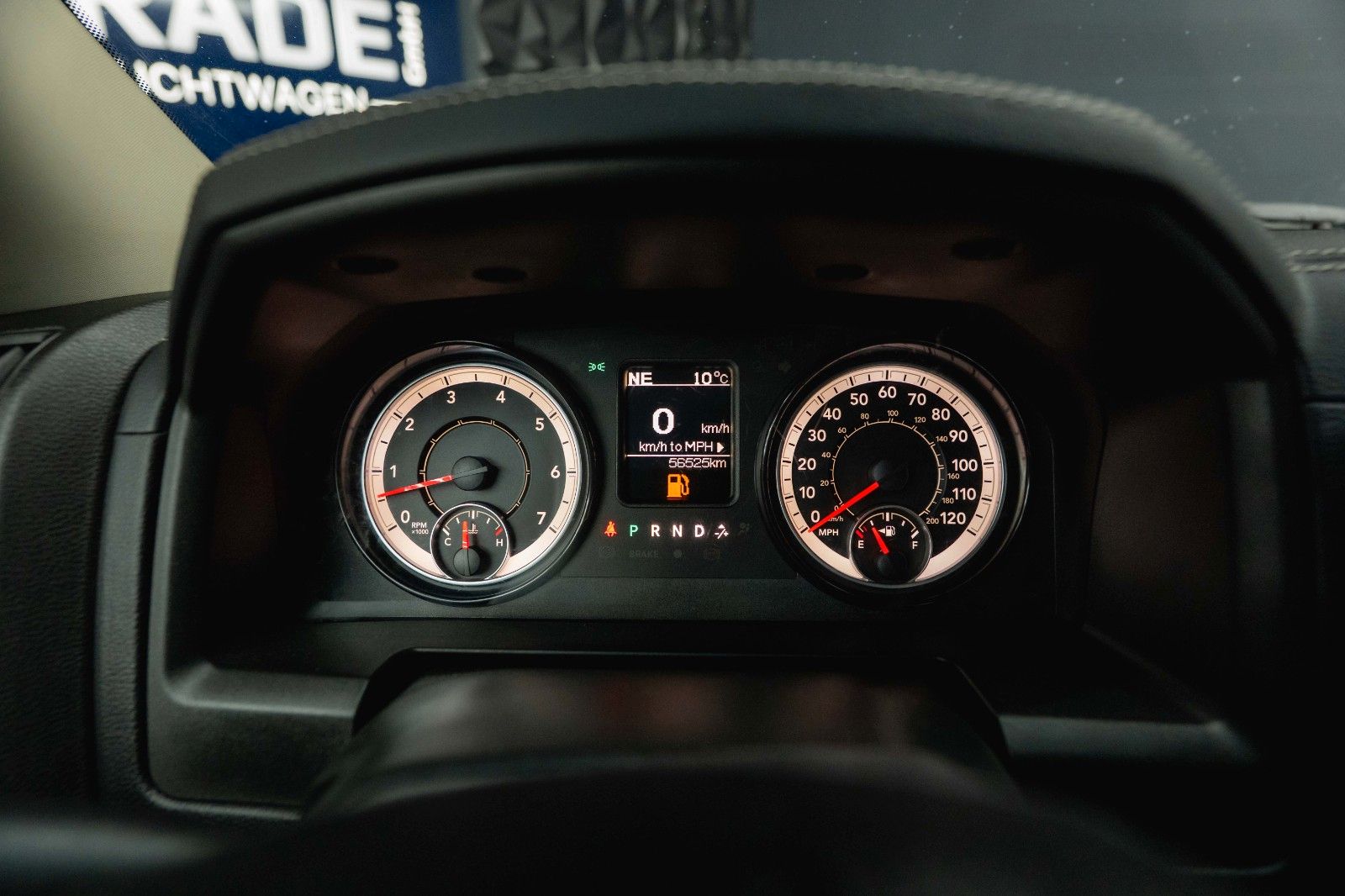 Fahrzeugabbildung Dodge RAM 5.7 V8 HEMI 4x4 Sport OFFROAD Night LONGBED