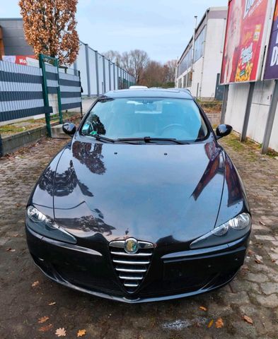 Alfa Romeo 147 1.9 JTD 16V M-Jet Distinctive*TÜV NEU01/2027