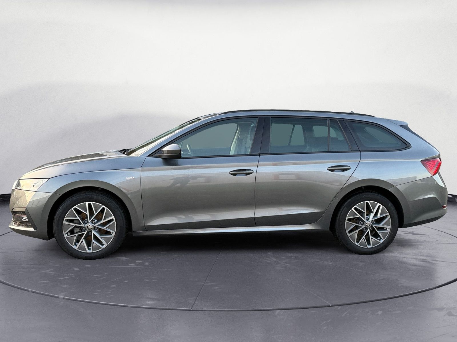 Octavia Combi 2,0 TDI Tour Standh. Matrix  Pano