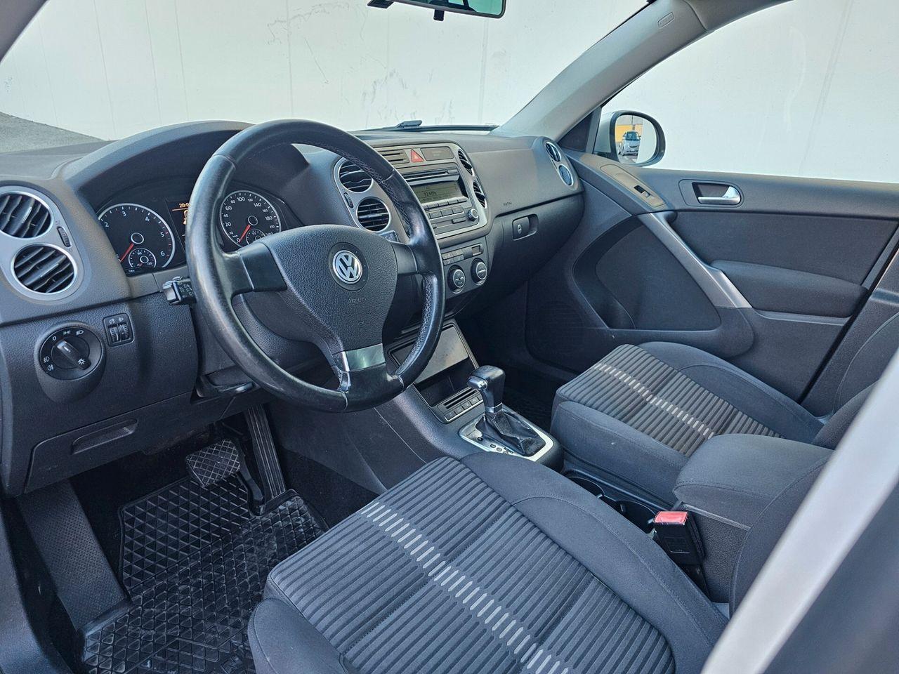 Volkswagen Tiguan 2009 — photo 9