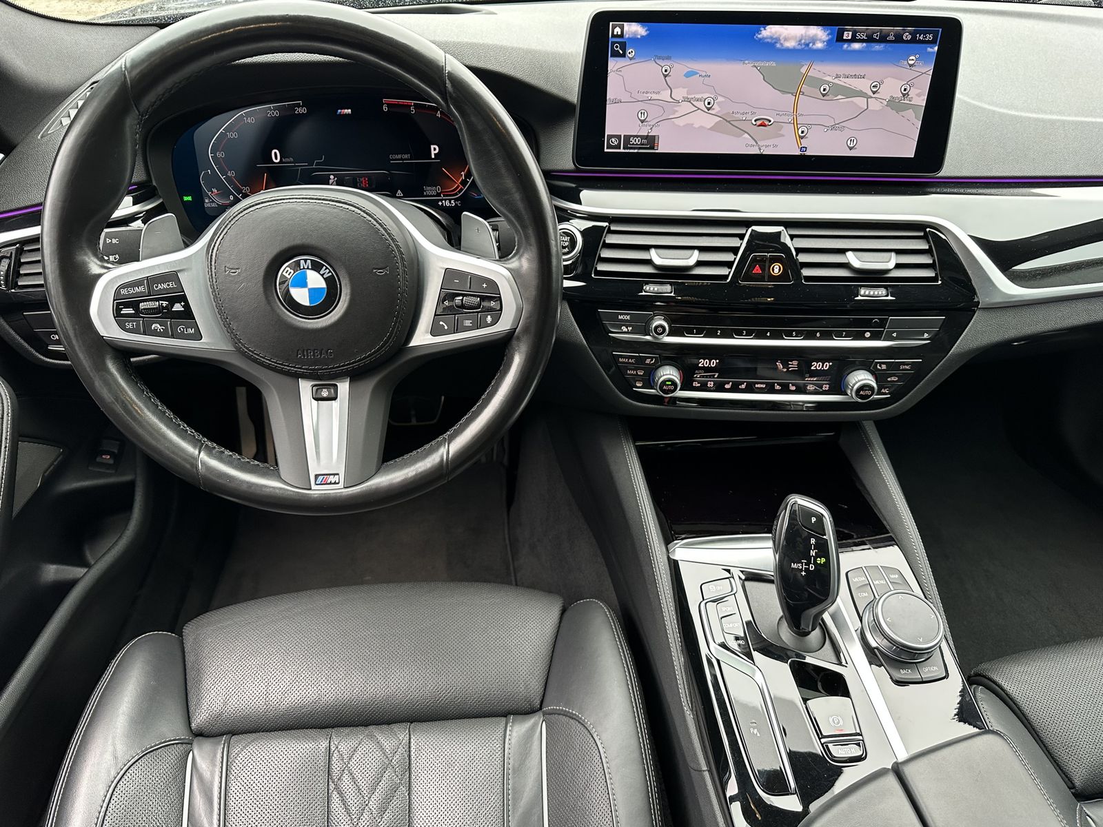Fahrzeugabbildung BMW 540d xDrive M-Sport NAV+LASER+HUD+20ZO+GLASDACH