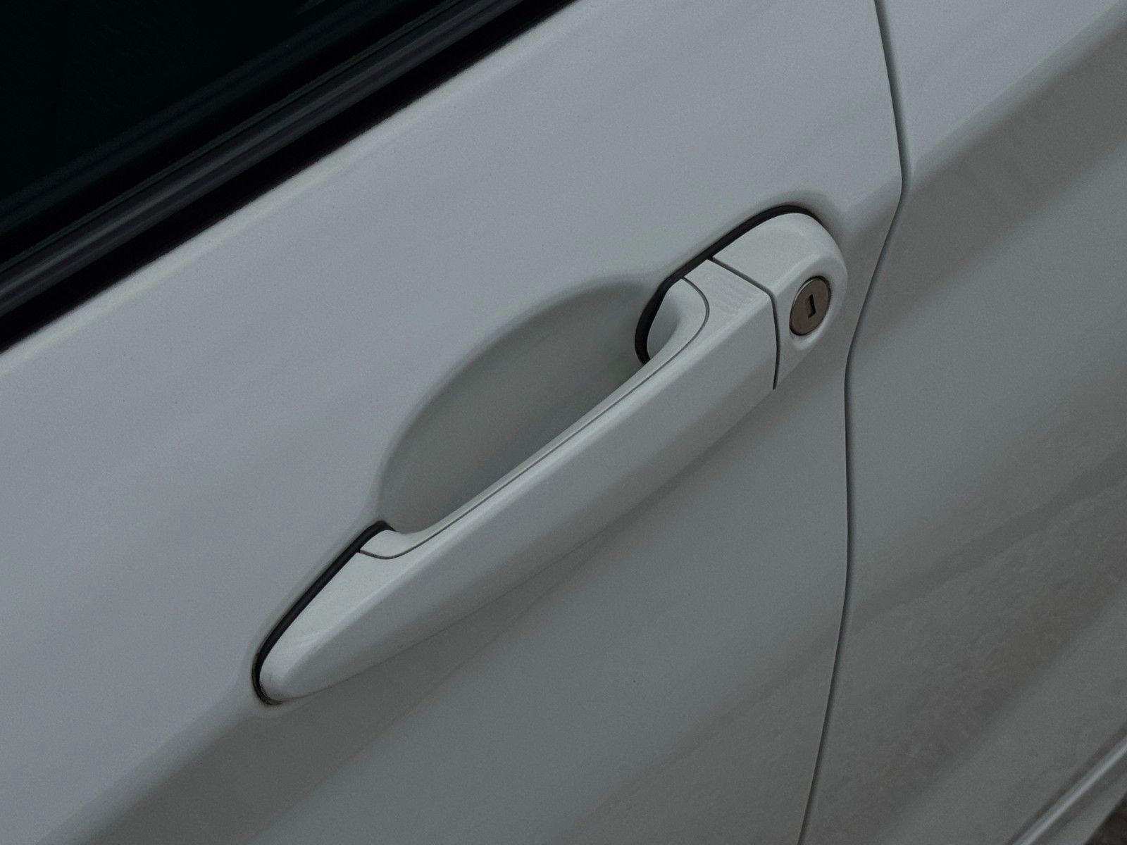 Fahrzeugabbildung BMW M140i Aero REMUS HIFI PDC KZG Keyless Alcantara