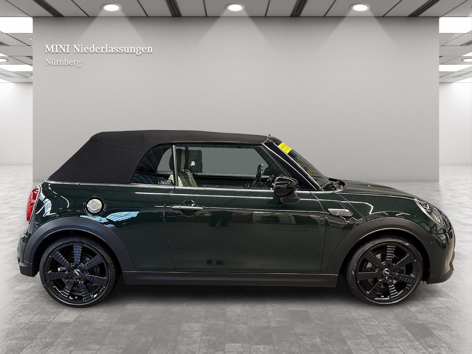MINI Cooper S Cabrio*Kamera*Sportsitze*Keyless*Sitzhe
