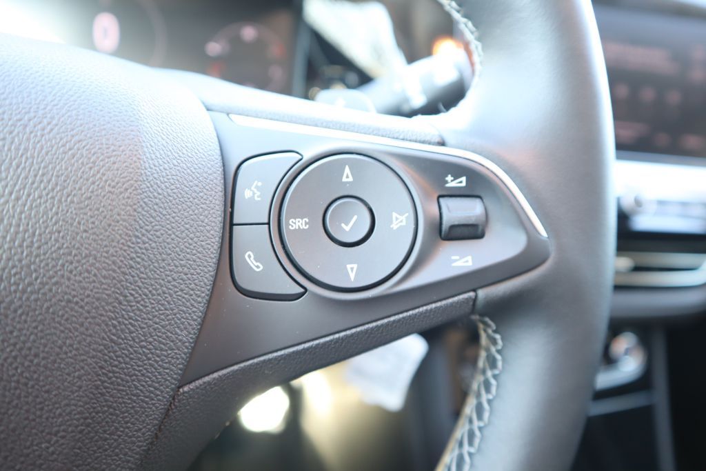 Fahrzeugabbildung Opel Grandland GS 1.2 Turbo Aut.+Pixel LED+Allwetter