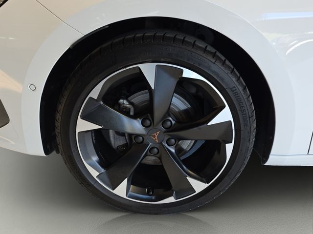 Leon Sportstourer 1.5 eTSI*AHK*NAVI*ACC*