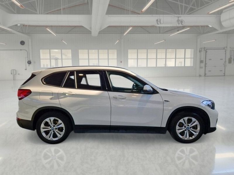 BMW X1 XDRIVE 25E BUSINESS ADVANTAGE AUTOMATICO  imagem 3