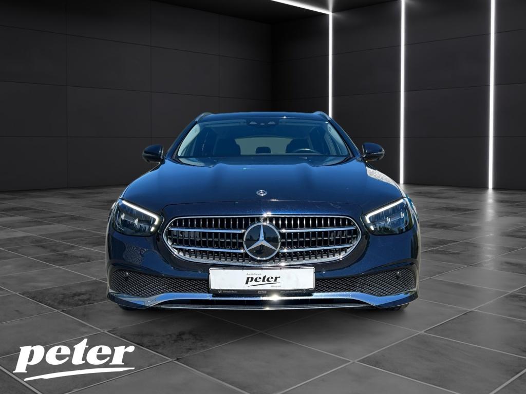 Mercedes-Benz E 220 d T Avantgarde/LED/HUD/Distronic/360°K/