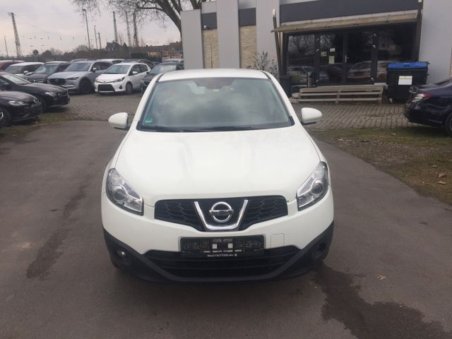 Nissan Qashqai   2,0  Acenta 4X4