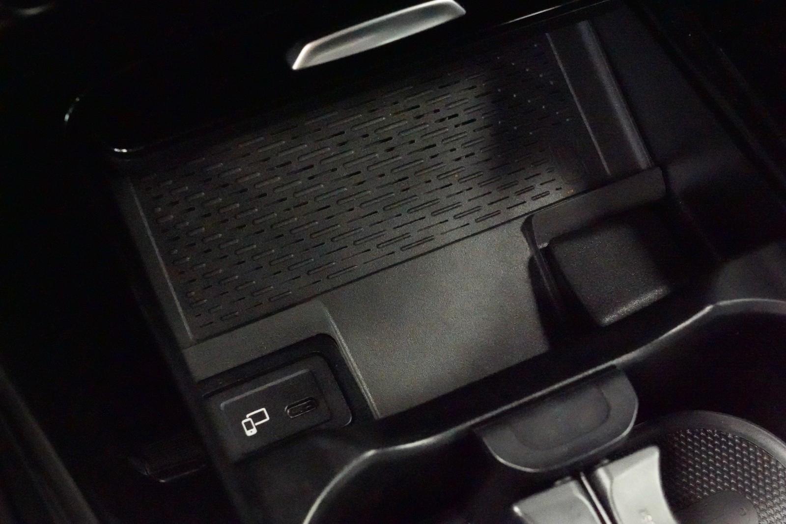 Mercedes-Benz A 250 +LED+MBUX+CARPLAY+DAB+CARBON+AUG. REALITY+