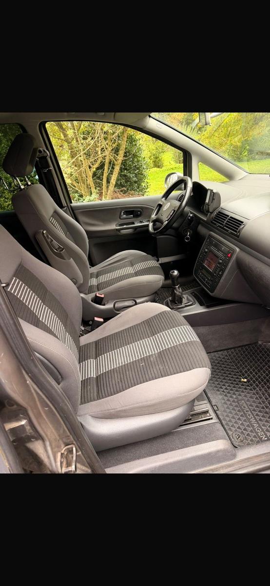 Volkswagen Sharan 2009 — photo 11