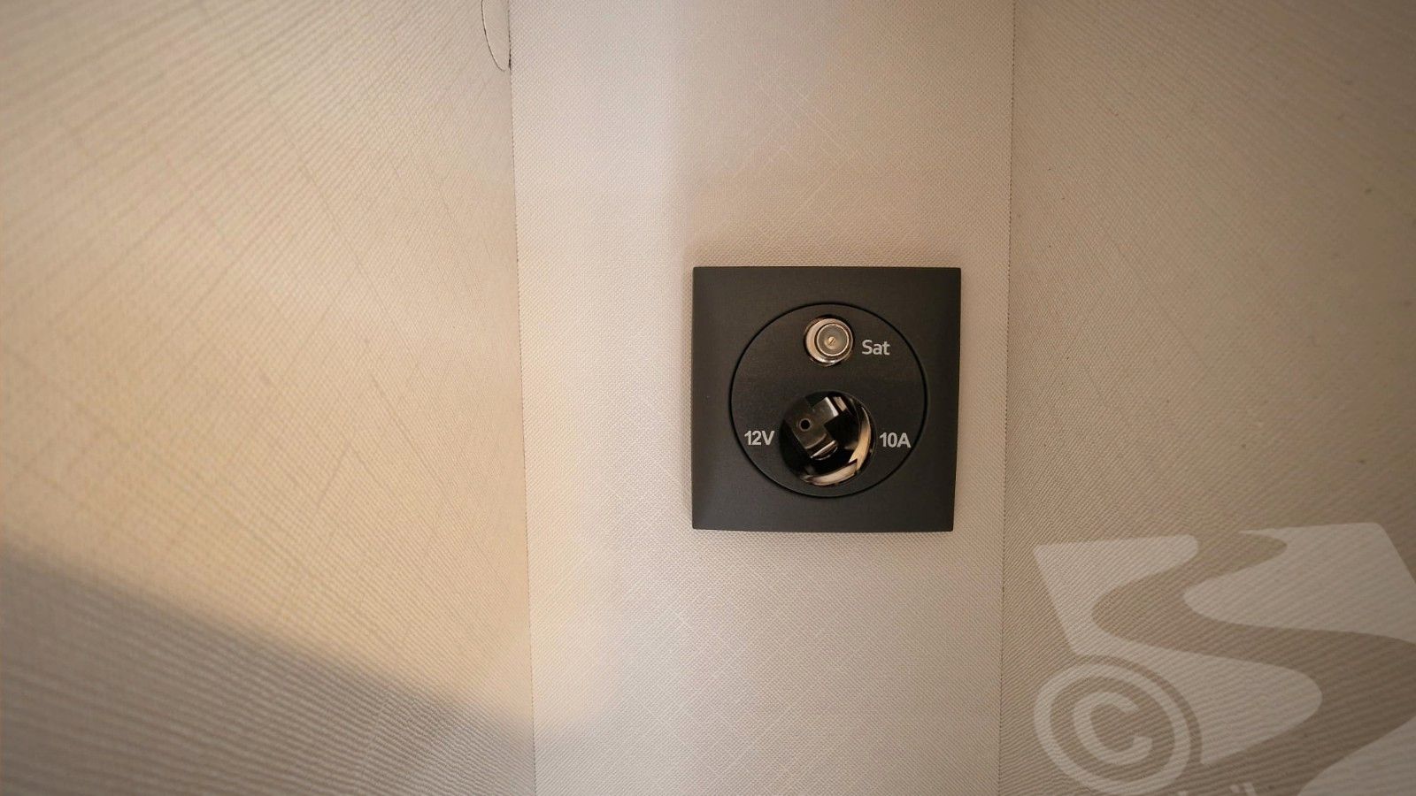 Fahrzeugabbildung Crosscamp Camper Van 540 Opel Aufstelldach