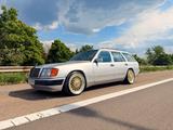 Mercedes-Benz Mercedes Benz S124 200TE - Mercedes-Benz 200 mit Benzin-Antrieb: Kombi, Te