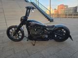 Harley-Davidson Breakout 