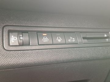 Peugeot 3008 Allure Pack1.2 PureTech 130 +Navi+Kam.+360