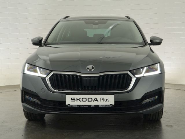 Octavia COMBI TOUR TDI DSG+AHK+LED+NAVI+STANDHEI