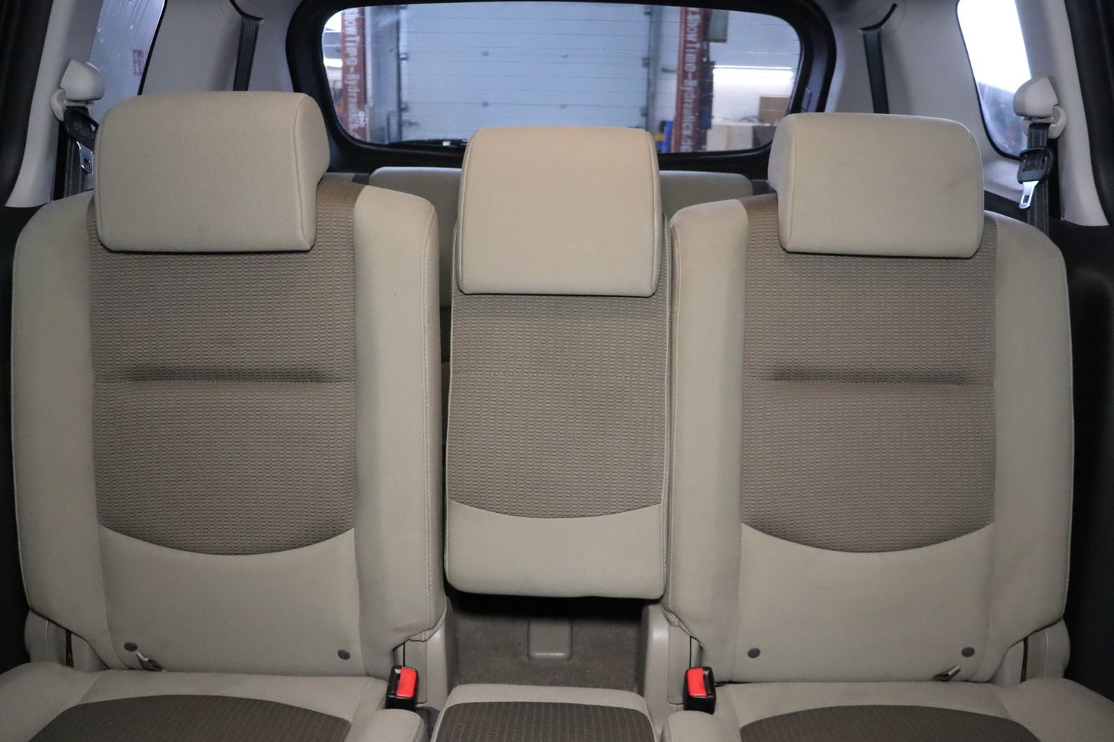 Fahrzeugabbildung Mazda 5 1.8 Comfort * Sitzhg. * Klima * 7-Sitzer