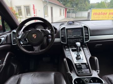 Porsche Cayenne - 7