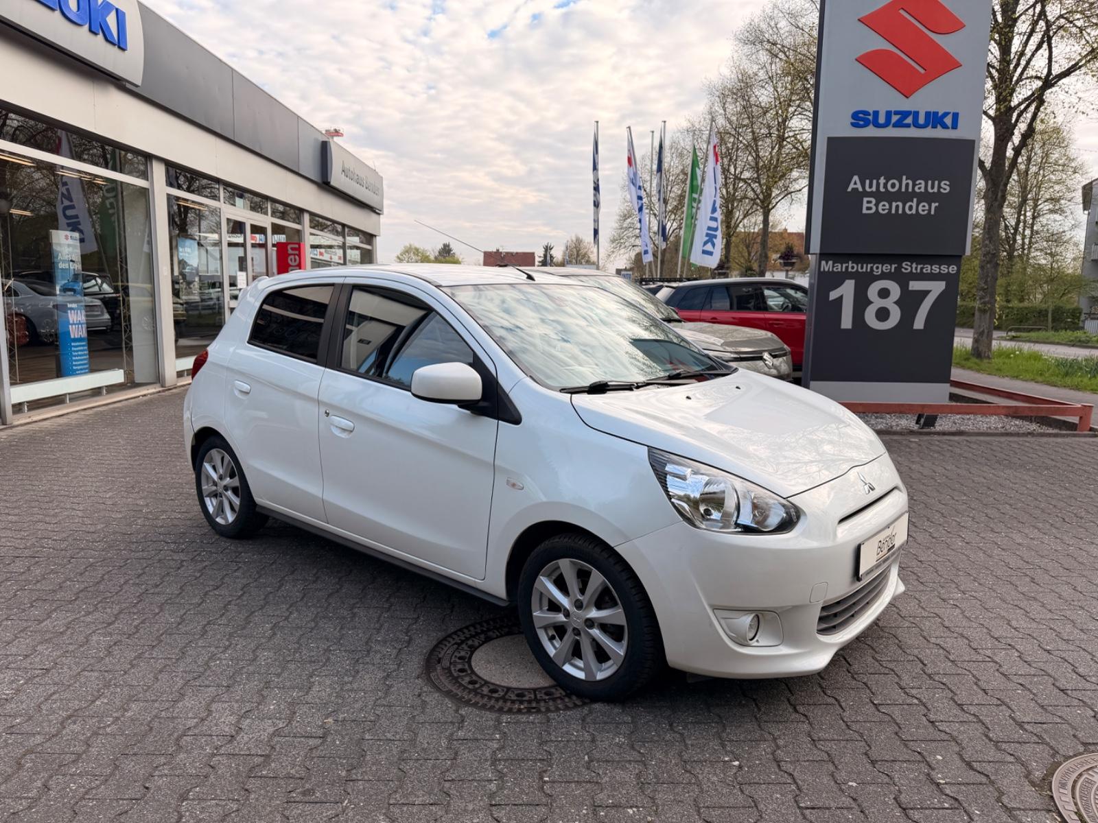Mitsubishi Space Star Shine+ NAVI KLIMA KEYLESS BLUETOOTH