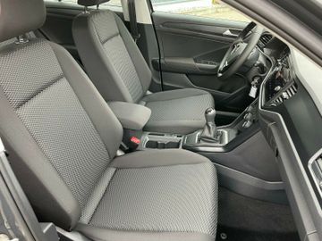 Fahrzeugabbildung Volkswagen T-Roc 1.0 TSI / PDC/ Apple Carplay / Climatronic