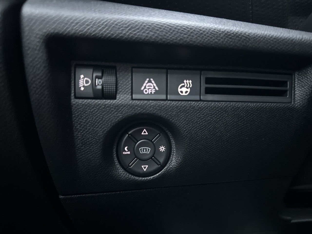 Fahrzeugabbildung Citroën C4 PureTech 130 S&S EAT8 C-Series
