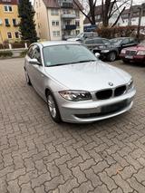 BMW 118i e81 TÜV NEU STEUERKETTE NEU TOP! - BMW: E81