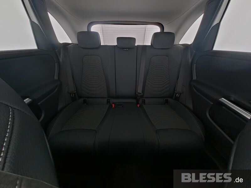 MERCEDES-BENZ B 200 – Bild 9