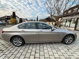 BMW 530d xDrive  - mit Diesel-Antrieb: Beige, Limousine