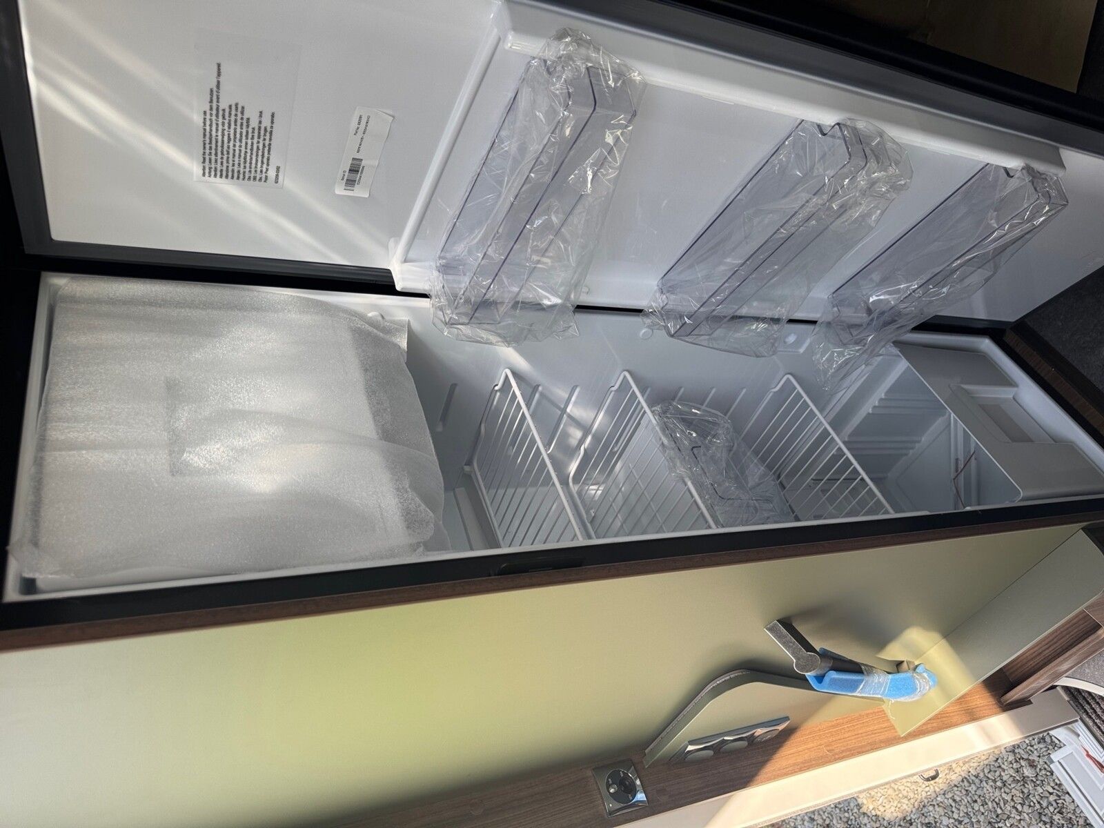 Fahrzeugabbildung Eura Mobil Profila T 726 EF Comfort Mondial-Plus-S-Pakete