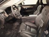 Volvo S90 T8 Plus Dark Recharge Plug-In Hybrid AWD - Volvo S90: Recharge Plus Dark