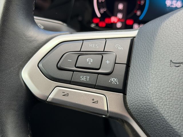 Golf VIII 1.0 eTSI Life DSG NAVI ACC STANDHZ LED