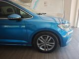 Volkswagen Touran Highline*Virtual*DYNAUDIO*RFK - Volkswagen Touran mit Diesel-Antrieb: Automatik
