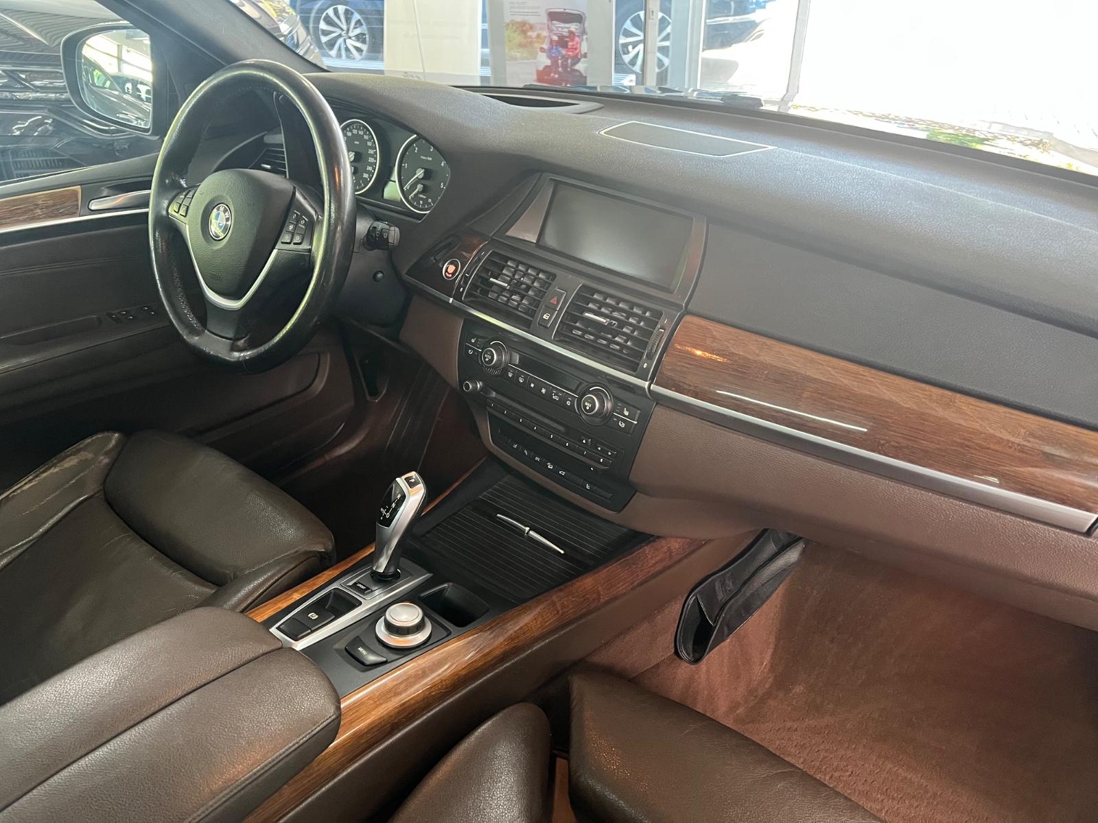 BMW X5 3.0 D XENON | 235 ch | 4X4 | BVA | HAYON ÉLECTRIQUE | PACK SPORT | RÉGLAGE ÉLECTRIQUE DES SIÈGES AVEC FONCTION MÉMOIRE