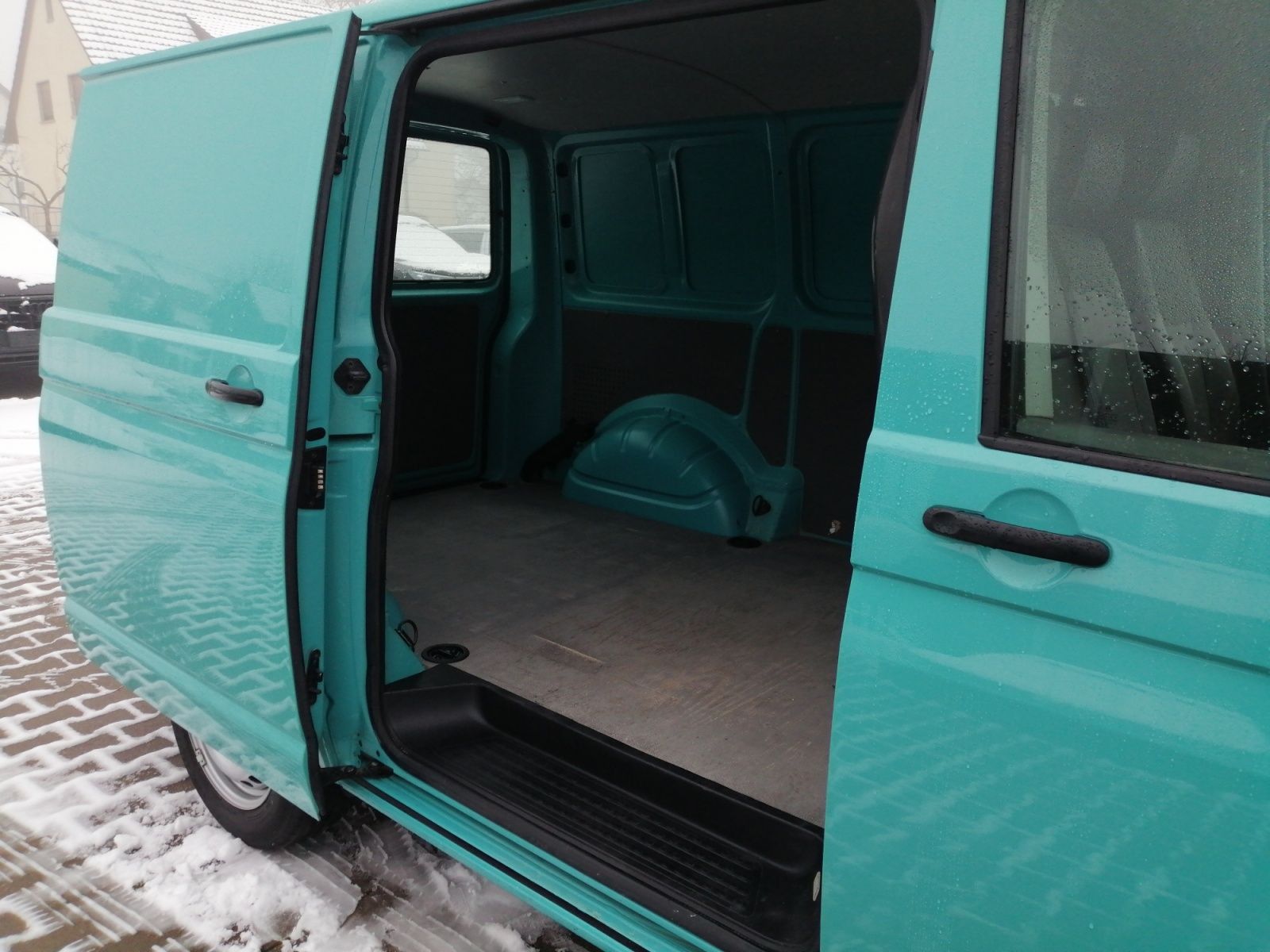 Volkswagen T6 Transporter - Bild 14