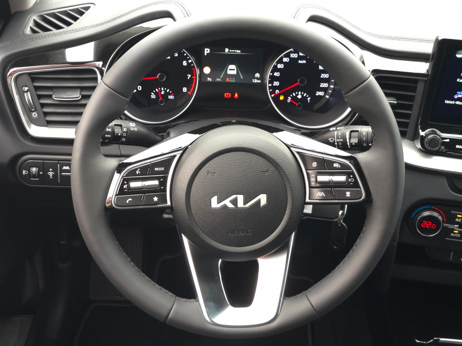 Fahrzeugabbildung Kia Ceed_SW 1.5T 140 DCT7 VIS KOMF+ (NAV)