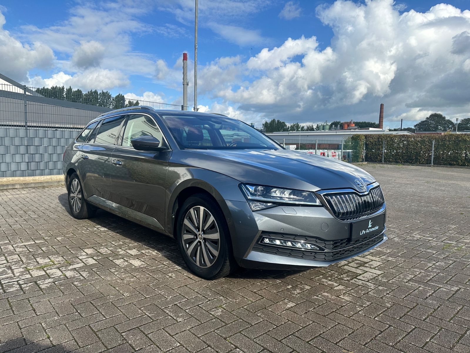 Skoda Superb Combi 1.4TSI Hybrid Style iV AID*SIDE*KAM imagem 3
