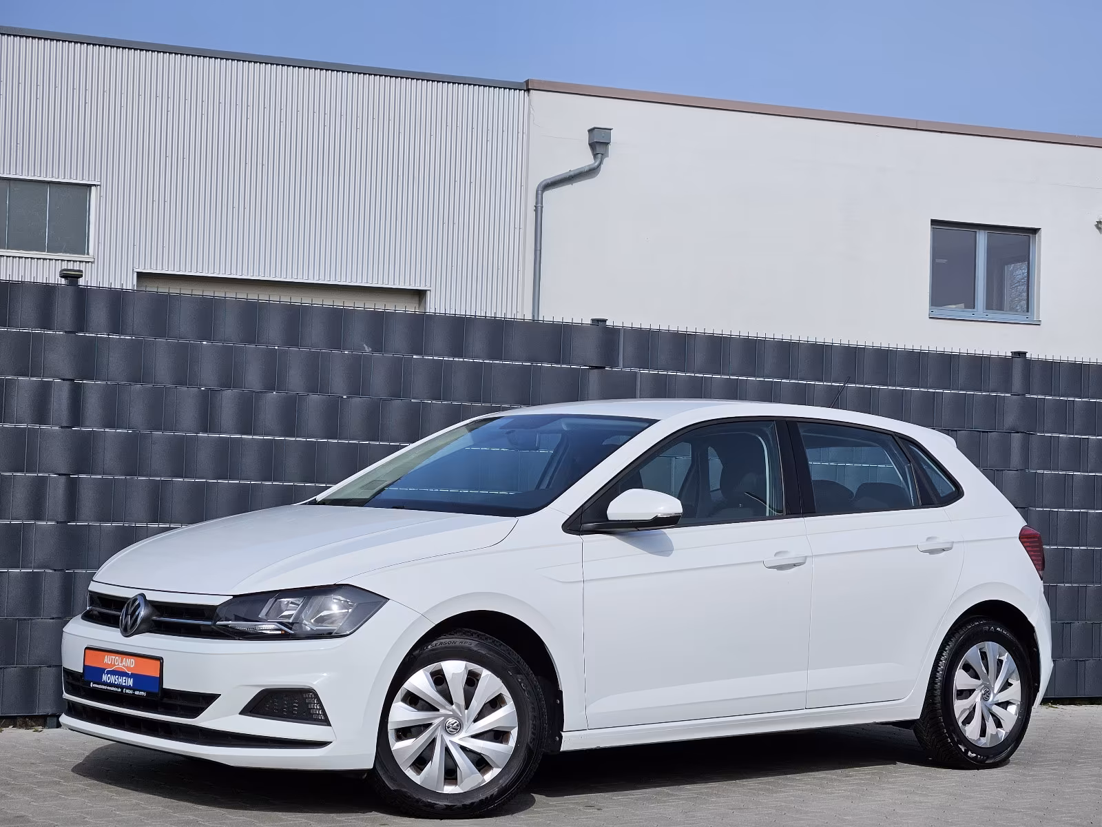 Volkswagen Polo VI 1.0 Comfortline KLIMA NAVI MULTI 2.HAND