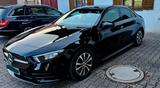 Mercedes-Benz A 200 - Limousine AMG Line