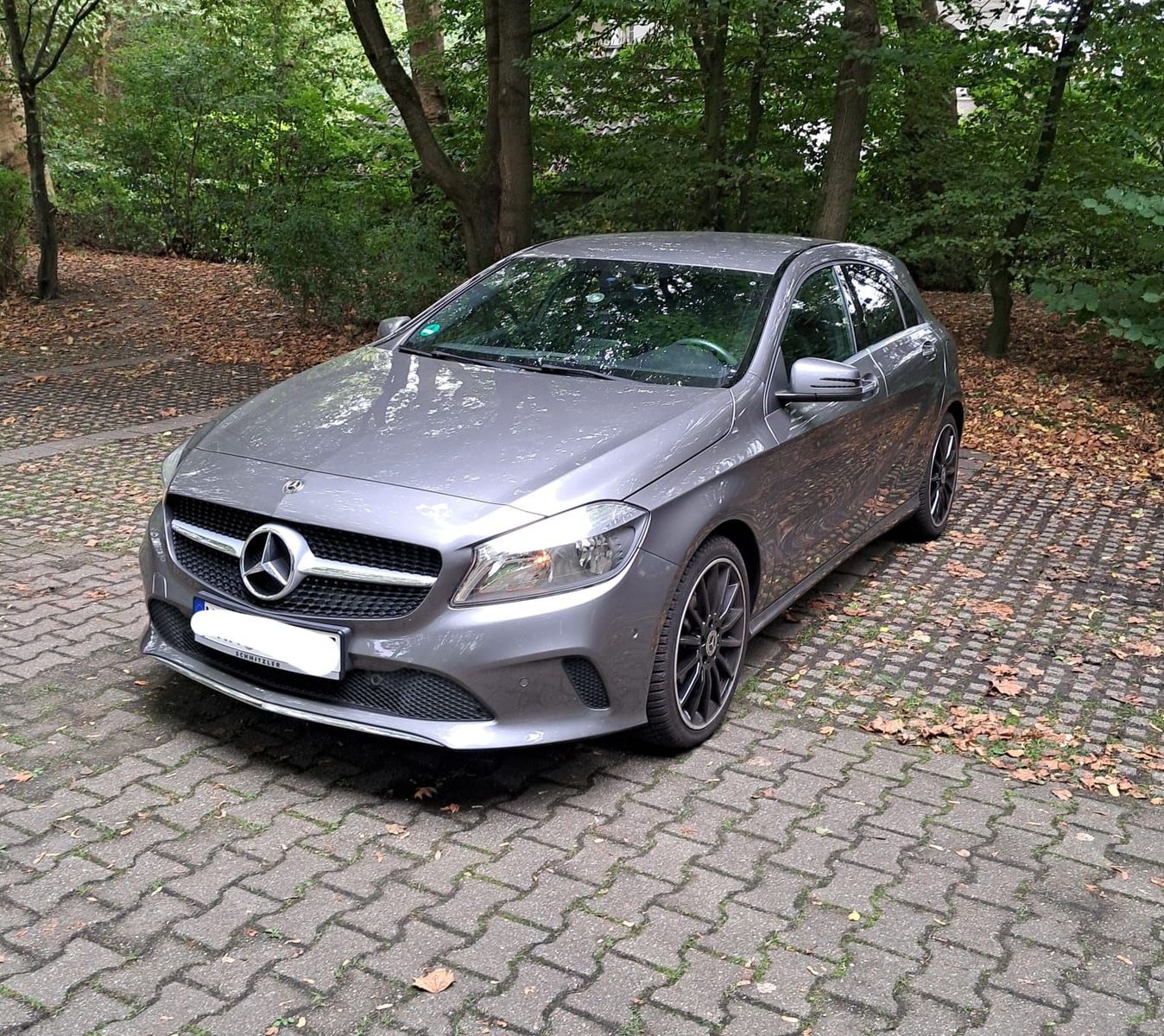 MERCEDES-BENZ Mercedes Benz A 180 / Automatik / BJ 2017 ...