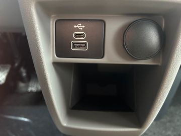 Ford Tourneo Custom L1 Titanium Standhzg 5 J Gar.!