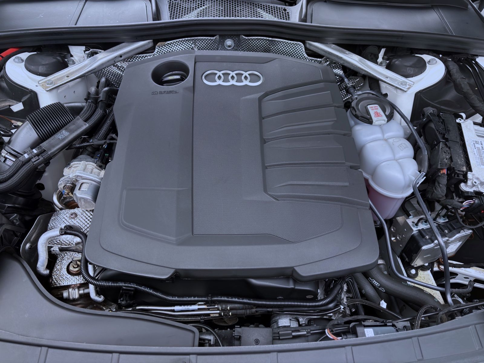 Audi A4 Avant 40 TDI S LINE NAVI KAMERA SITZHZG PDC foto 19