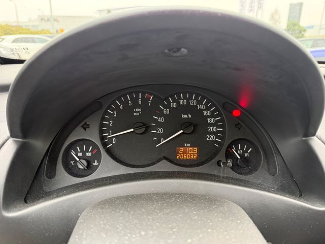 Opel Corsa C Basis